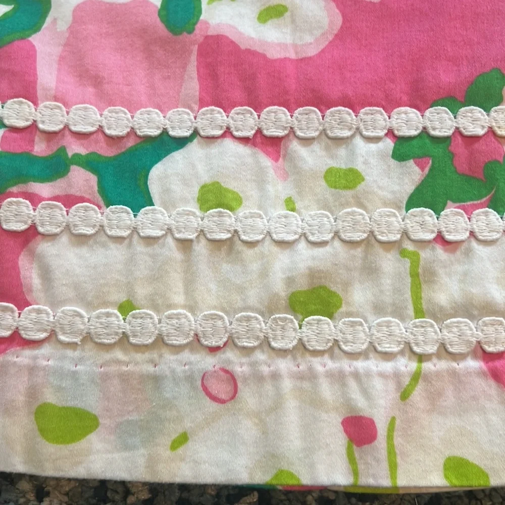 Lilly Pulitzer Skirt Size 4 - Picture 2 of 8